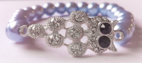 Rhinestone owl bead bracelet / 8mm purple faux pearls / stacking bracelet / bridesmaid gift / owl lover /  fashionable bracelet / arm candy