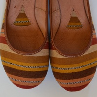 Handmade Guatemalan Flats size 38 US 7.5 - Thumbnail 1