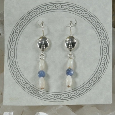 Opal and blue kyanite earrings (1) - Thumbnail 5