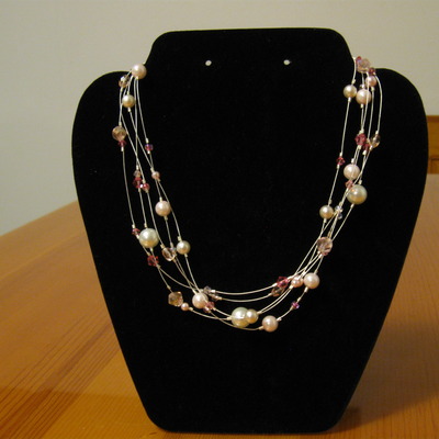 Tiered shimmer necklace