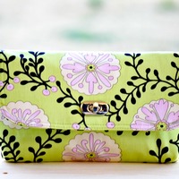 Mini Clutch - Lime Flowers - Thumbnail 1