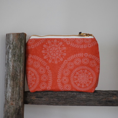 Zip wallet - leafy circles