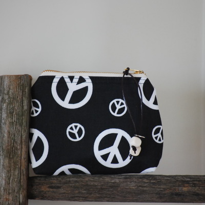 Zip wallet - peace