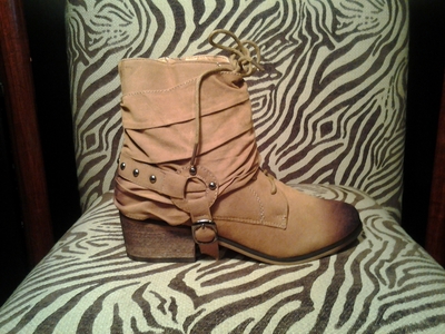 Ankle boot- camel