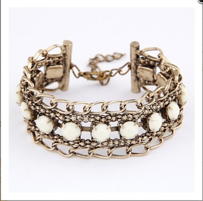 Chain Bracelet with White Stones