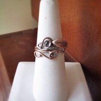 Copper leaf and vine ring with Iolite Cabochon