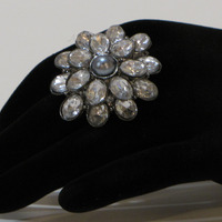 Crystal and Bead Cocktail Ring - Thumbnail 1