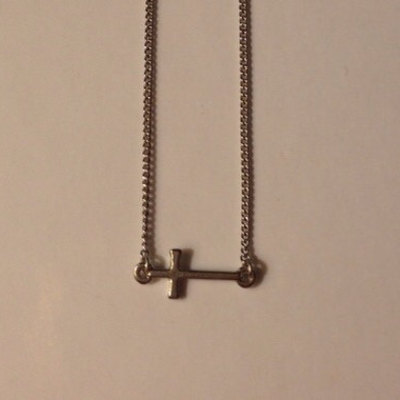 Tiny cross necklace / delicate / pretty necklace