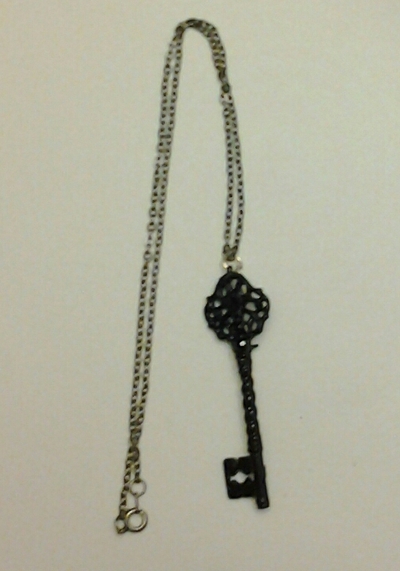 Chain Necklace with Charm 