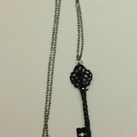 Chain Necklace with Charm  - Thumbnail 2