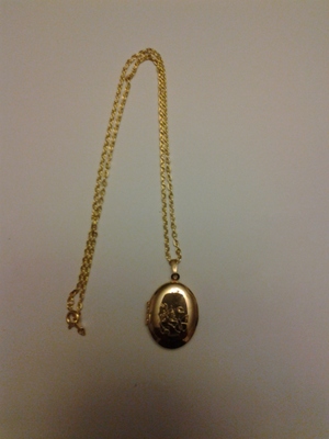 Chain Necklace with Charm 