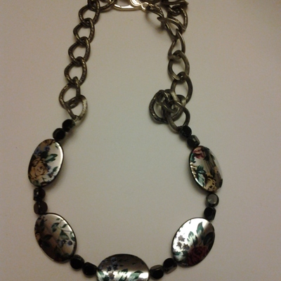  beaded flower printed chain necklace  - Thumbnail 5