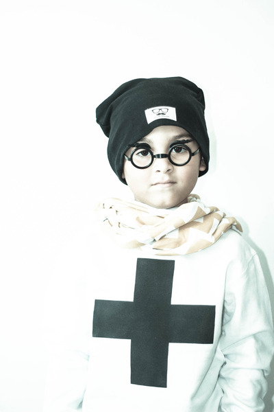  Cross Sweater New Fall Winter 2014 Black & White