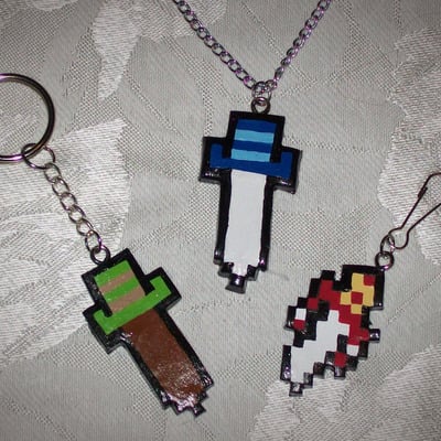 Legend of zelda link 8 bit sword keychain