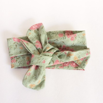 Mint floral tie-on wrap