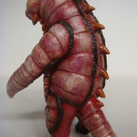 Death Worm Vinyl Figure - Thumbnail 2