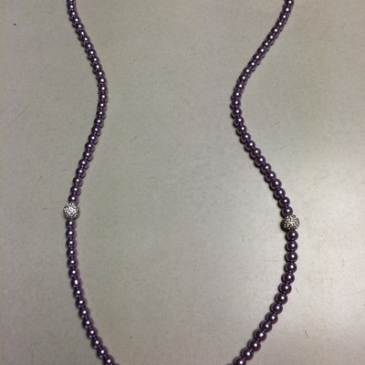 Purple pearl necklace 