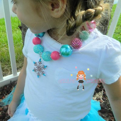 Frozen snowflake inspired chunky necklace/matching hair clip/anna/elsa/girls jewelry/bubblegum beads/girls jewelry