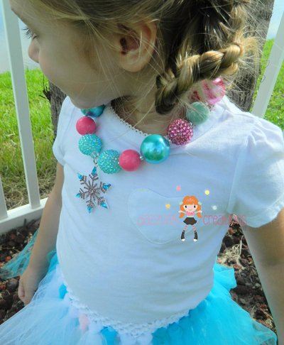 Frozen snowflake inspired chunky necklace/matching hair clip/anna/elsa/girls jewelry/bubblegum beads/girls jewelry