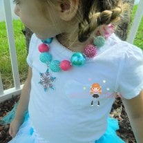 Frozen Snowflake Inspired Chunky Necklace/matching Hair Clip/Anna/Elsa/Girls Jewelry/Bubblegum Beads/Girls Jewelry