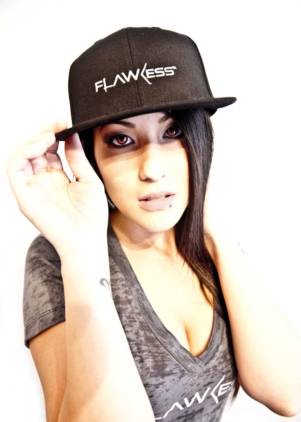 Flawless Premium Fitted 210