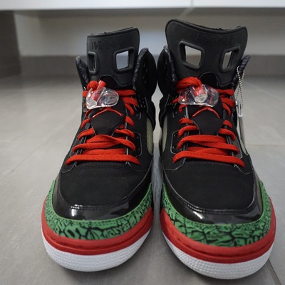 Air jordan spizike black / varsity red-classic green
