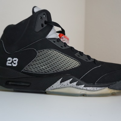 Air jordan 5 (v) 2007 retro black / metallic silver- red 23
