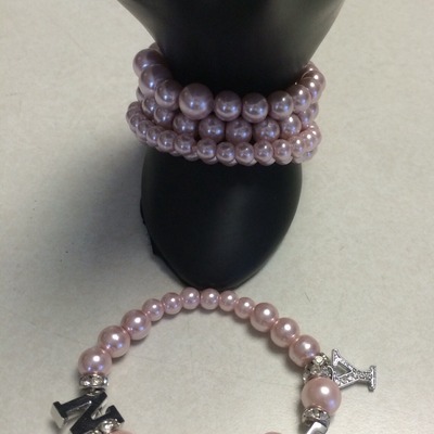 Pearl personalize bracelets