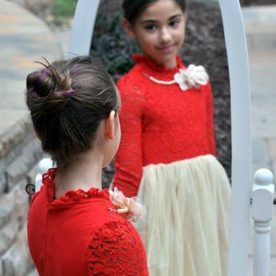 Red vintage glam dress