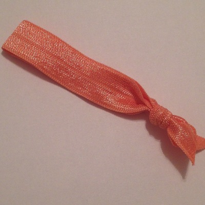 Coral hair tie