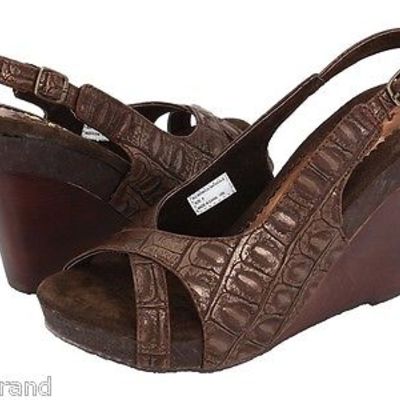 Volatile felicia bronze ladies sandals size 7