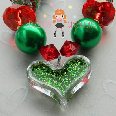 Green heart christmas chunky necklace/red green/photo props/bubblegum beads/girls jewelry/hair accessories