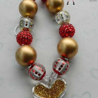 Gold heart christmas chunky necklace/red green/photo props/bubblegum beads/girls jewelry