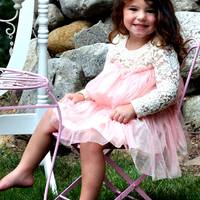 The Vintage Lace Gia Dress PInk - Thumbnail 2