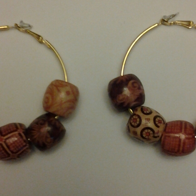 Gold beaded hoop earrings - Thumbnail 5