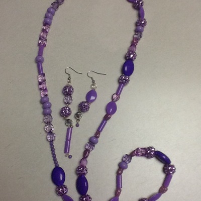 Earrings and necklace set