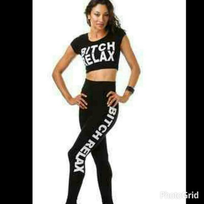 Bitch Relax crop set