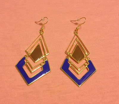Blue dangle earring
