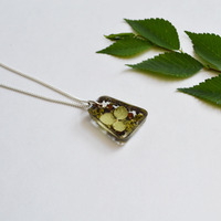 Bark Lichen Hydrangea Necklace, Flower Necklace, Nature Lover, Botanical Jewelry, Forest Jewelry Canadian Shop - Thumbnail 4