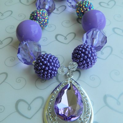 Princess sofia inspired chunky necklaces/bubblegum beads/girls jewelry/birthday parties/photo props