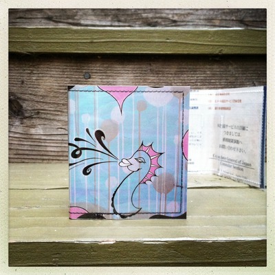 Wallet - sassy seahorse - Thumbnail 1