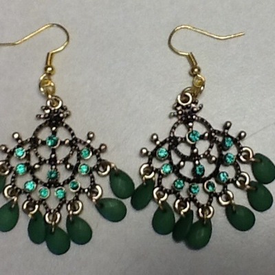Chandelier earrings