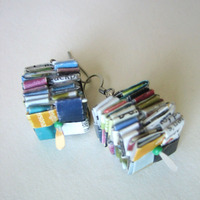 Stacked Paper Earrings With Green Glass Beads - Thumbnail 3