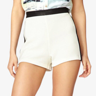 Faux leather trimmed hotshorts