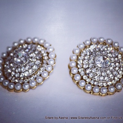 Pearl and rhinestone top earrings