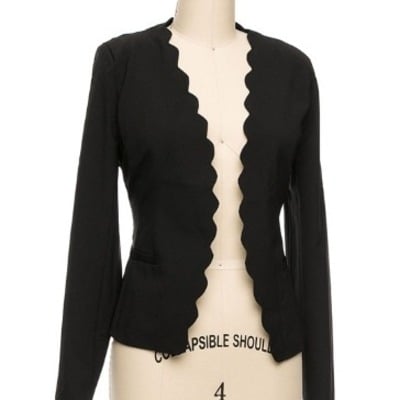 Scalloped blazer 
