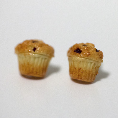 Kawaii cute miniature food earrings - blueberry muffins