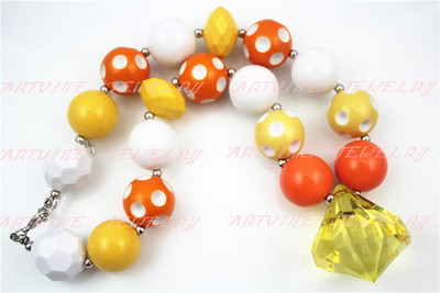 Halloween chunky bubblegum bead necklace candy corn necklace orange white yellow girls chunky bead necklace for girls fall 