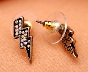 Sparkling Lightning Bolt Stud Earrings