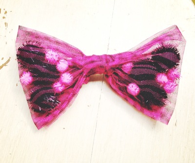 Spice Pom Pom Bow
